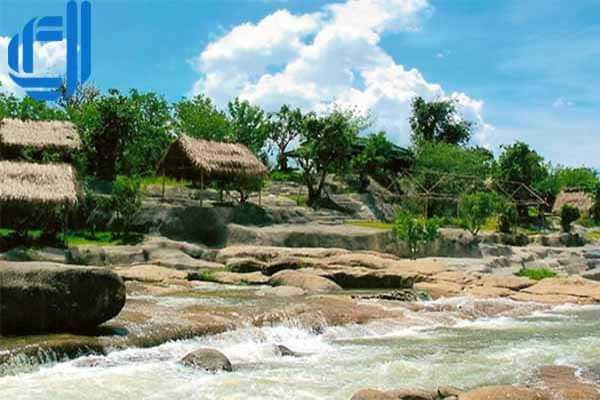 Tour du lịch Nha Trang khám phá suối Thạch Lâm 1 ngày giá chuẩn