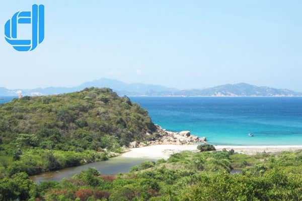 Tour Nha Trang 1 ngày du lịch đảo Bình Hưng xinh đẹp | D2tour