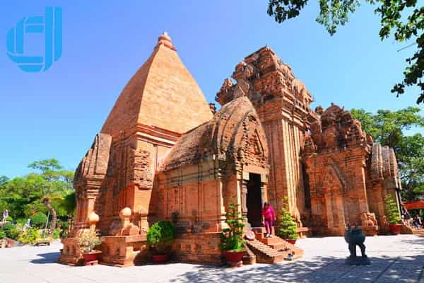 tour du lịch tây ninh nha trang 3 ngày 2 đêm khởi hành hằng ngày thap bà ponagar 1